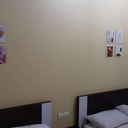 Guest House Syariah Lp3B Brebes Redpartner Exterior foto